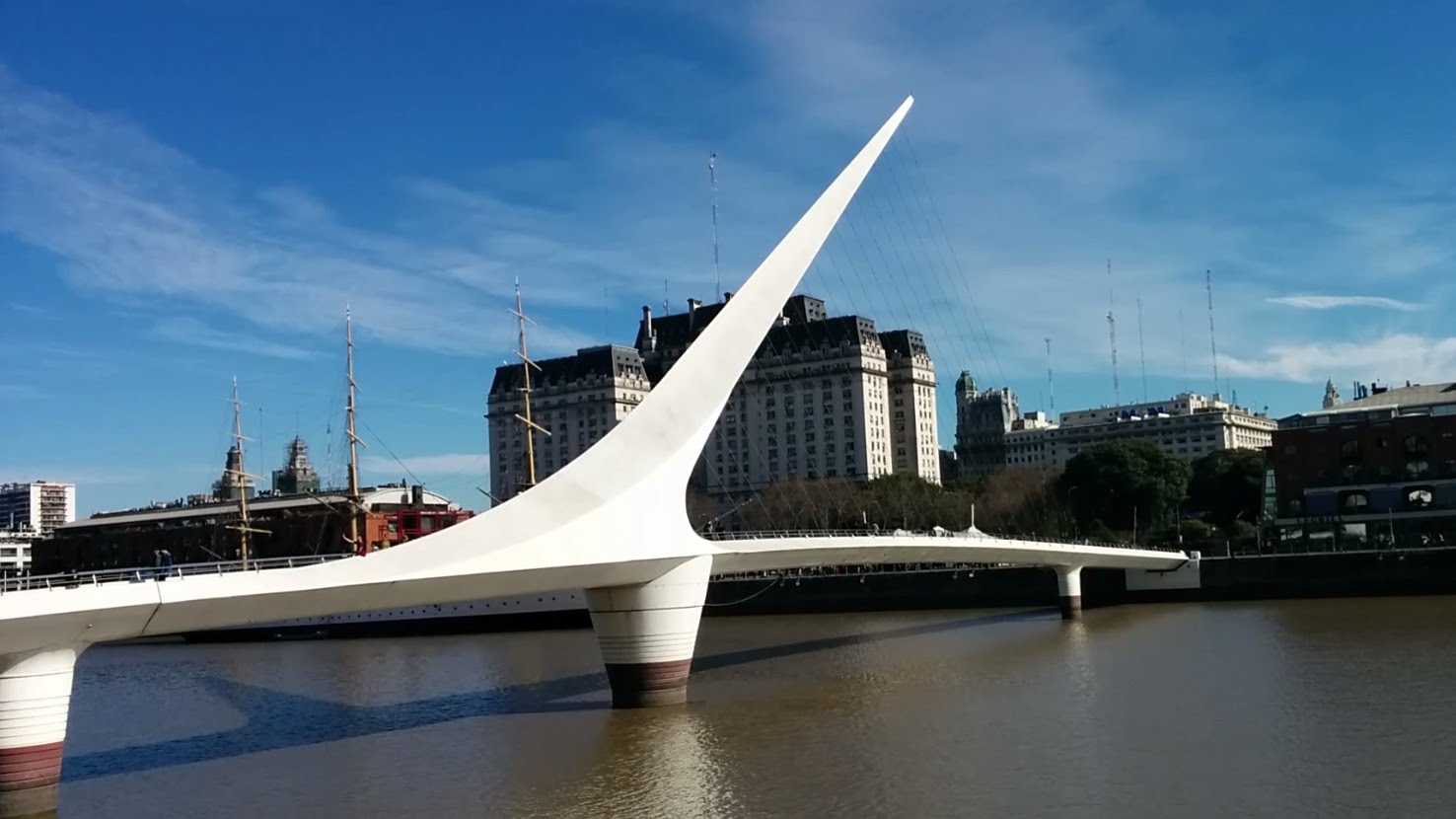 puente de la mujer puerto maderos