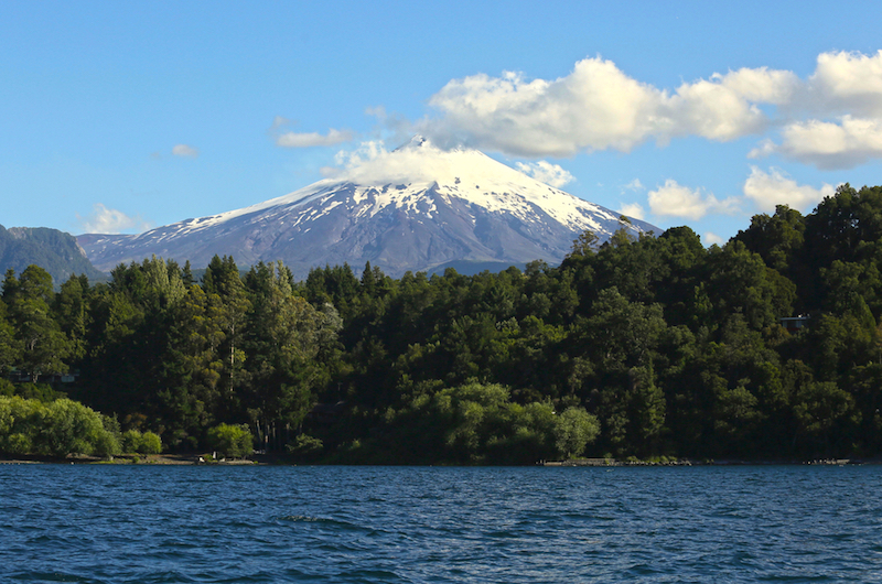 Lakes Around Temuco Chile South Of Chile Holiday Inn - 